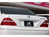 2006 Toyota Celsior 4.3 eR Specifications Pearl Sedan for sale, Japanese used car export - photo 25 of 80 | GULJI TRADERS