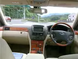 2006 Toyota Celsior C-spec sunroof Pearl Sedan for sale, Japanese used car export - photo 3 of 56 | GULJI TRADERS