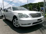 2006 Toyota Celsior C-spec sunroof Pearl Sedan for sale, Japanese used car export - photo 4 of 56 | GULJI TRADERS