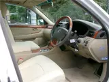 2006 Toyota Celsior C-spec sunroof Pearl Sedan for sale, Japanese used car export - photo 19 of 56 | GULJI TRADERS