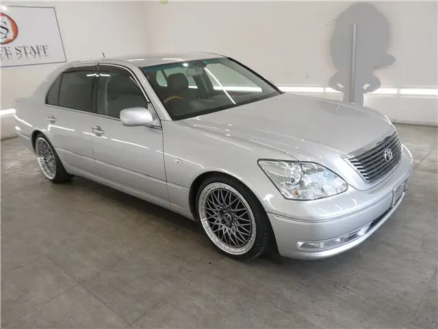 2006 Toyota Celsior C Silver Sedan for sale, Japanese used car export | GULJI TRADERS