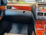 2006 Toyota Celsior 4.3 C Specification Interior Selection Black Color changed Sedan for sale, Japanese used car export - photo 20 of 69 | GULJI TRADERS