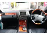 2006 Toyota Celsior C specification Pearl Sedan for sale, Japanese used car export - photo 12 of 30 | GULJI TRADERS
