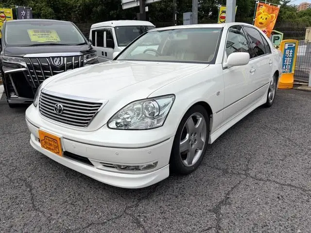 2006 Toyota Celsior eR specifications - photo 1 2006 Toyota Celsior eR specifications Pearl Sedan for sale, Japanese used car export - photo 1 of 8 | GULJI TRADERS