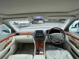 2006 Toyota Celsior eR specifications Pearl Sedan for sale, Japanese used car export - photo 3 of 8 | GULJI TRADERS