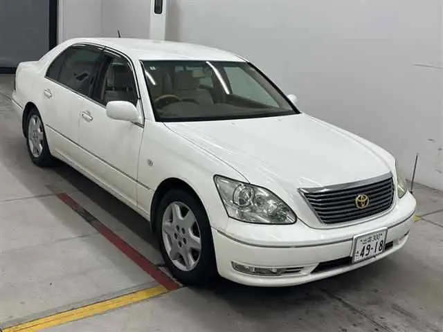 2006 Toyota Celsior C - photo 1 2006 Toyota Celsior C Pearl Sedan for sale, Japanese used car export - photo 1 of 7 | GULJI TRADERS