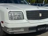 2005 Toyota Century Standard specification vehicle Pearl Color changed Sedan for sale, Japanese used car export - photo 9 of 34 | GULJI TRADERS