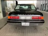 2007 Toyota Century Base grade: Genuine leather, air suspension, electric lace curtains Black Sedan for sale, Japanese used car export - photo 9 of 50 | GULJI TRADERS