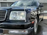 2015 Toyota Century 5.0 Floor shift Black Sedan for sale, Japanese used car export - photo 9 of 30 | GULJI TRADERS