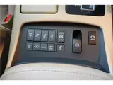 2018 Toyota Century Base grade, optional cold weather package, rear three-panel curtains, one-owner vehicle. Other Sedan for sale, Japanese used car export - photo 27 of 80 | GULJI TRADERS