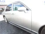 2021 Toyota Century Base grade / Full aero kit / Excellent condition leather / Corporate owner (one owner) Silver Sedan for sale, Japanese used car export - photo 12 of 80 | GULJI TRADERS