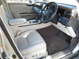 2021 Toyota Century Base grade / Full aero kit / Excellent condition leather / Corporate owner (one owner) Silver Sedan for sale, Japanese used car export - photo 31 of 80 | GULJI TRADERS