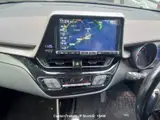 2018 Toyota Ch-r Black SUV for sale, Japanese used car export - photo 23 of 29 | GULJI TRADERS