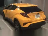 2018 Toyota Ch-r Push Start S Led Package Yellow SUV for sale, Japanese used car export - photo 3 of 10 | GULJI TRADERS