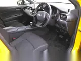 2018 Toyota Ch-r Push Start S Led Package Yellow SUV for sale, Japanese used car export - photo 4 of 10 | GULJI TRADERS