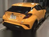 2018 Toyota Ch-r Push Start S Led Package Yellow SUV for sale, Japanese used car export - photo 6 of 10 | GULJI TRADERS