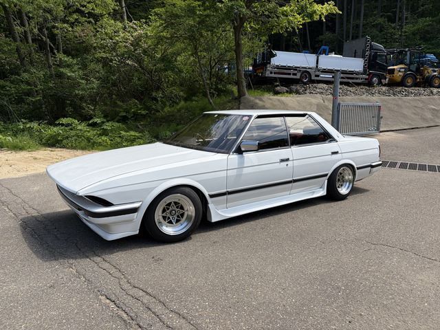 1986 Toyota Chaser 2.0 Sedan for sale, Japanese used car export - photo 1 of 47 | GULJI TRADERS