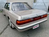 1992 Toyota Chaser Avante Twin Cam 24 Gold Sedan for sale, Japanese used car export - photo 7 of 30 | GULJI TRADERS