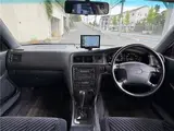 1997 Toyota Chaser Tourer S Pearl Sedan for sale, Japanese used car export - photo 3 of 73 | GULJI TRADERS