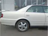 1997 Toyota Chaser Tourer S Pearl Sedan for sale, Japanese used car export - photo 11 of 68 | GULJI TRADERS