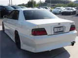 2000 Toyota Chaser Avante Roadly Pearl Sedan for sale, Japanese used car export - photo 2 of 55 | GULJI TRADERS