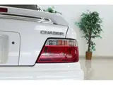 2000 Toyota Chaser Tourer 5-speed White Sedan for sale, Japanese used car export - photo 36 of 47 | GULJI TRADERS