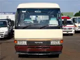 1986 Toyota Coaster Long EX Turbo 29-seater White Van for sale, Japanese used car export - photo 5 of 80 | GULJI TRADERS