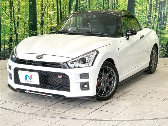 2019 Toyota Copen GR Sport - photo 1 2019 Toyota Copen GR Sport Pearl Coupe for sale, Japanese used car export - photo 1 of 30 | GULJI TRADERS