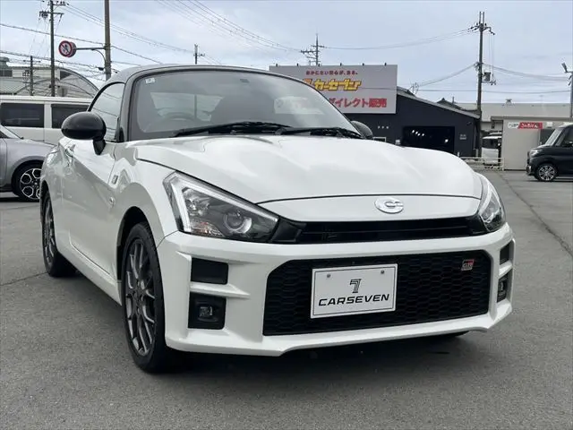 2022 Toyota Copen GR Sport - photo 1 2022 Toyota Copen GR Sport Pearl Coupe for sale, Japanese used car export - photo 1 of 46 | GULJI TRADERS