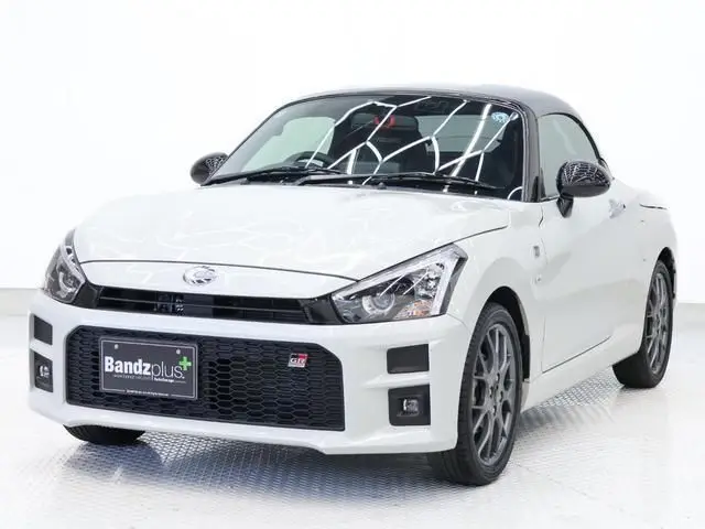 2023 Toyota Copen GR Sport - photo 1 2023 Toyota Copen GR Sport Pearl Coupe for sale, Japanese used car export - photo 1 of 9 | GULJI TRADERS
