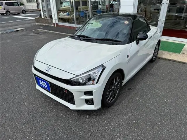 2025 Toyota Copen GR Sport ☆ Navigation ☆ Recaro Seats ☆ Leather-look Cover ☆ LED Lights White Coupe for sale, Japanese used car export | GULJI TRADERS