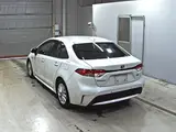 2019 Toyota Corolla Hybrid S Pearl Sedan for sale, Japanese used car export - photo 4 of 5 | GULJI TRADERS