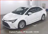 2020 Toyota Corolla White Sedan for sale, Japanese used car export - photo 4 of 13 | GULJI TRADERS