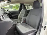 2020 Toyota Corolla Hybrid G-X 4WD White Sedan for sale, Japanese used car export - photo 13 of 36 | GULJI TRADERS