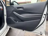 2020 Toyota Corolla Hybrid SE-FOUR Pearl Sedan for sale, Japanese used car export - photo 21 of 77 | GULJI TRADERS