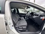 2020 Toyota Corolla Hybrid SE-FOUR Pearl Sedan for sale, Japanese used car export - photo 34 of 77 | GULJI TRADERS