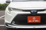 2020 Toyota Corolla 1.8HYBRID WxB Pearl Sedan for sale, Japanese used car export - photo 9 of 30 | GULJI TRADERS