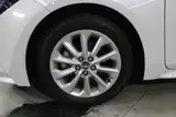 2020 Toyota Corolla 1.8HYBRID S Pearl Sedan for sale, Japanese used car export - photo 22 of 30 | GULJI TRADERS