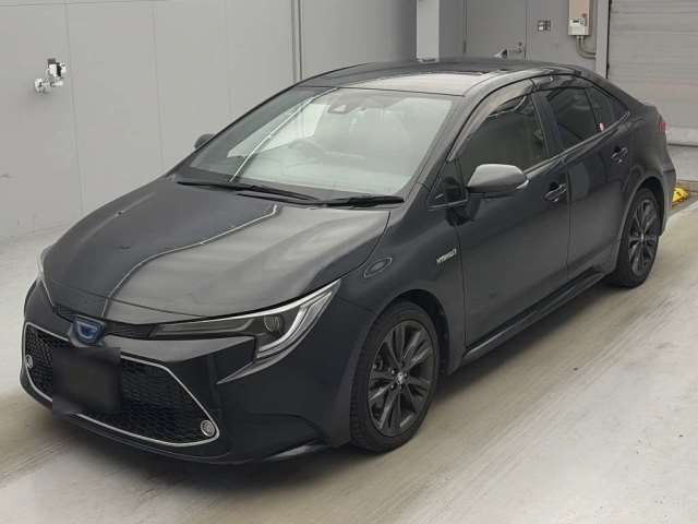 2020 Toyota Corolla Hybrid - photo 1 2020 Toyota Corolla Hybrid Sedan for sale, Japanese used car export - photo 1 of 9 | GULJI TRADERS