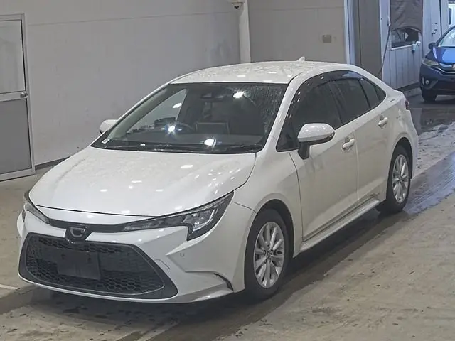 2020 Toyota Corolla 1.8S - photo 1 2020 Toyota Corolla 1.8S Pearl Sedan for sale, Japanese used car export - photo 1 of 2 | GULJI TRADERS
