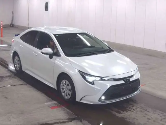 2022 Toyota Corolla G Pearl Sedan for sale, Japanese used car export | GULJI TRADERS