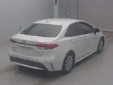 2022 Toyota Corolla Hybrid G Pearl Sedan for sale, Japanese used car export - photo 2 of 12 | GULJI TRADERS