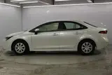 2023 Toyota Corolla 1.8 HYBRID X White Sedan for sale, Japanese used car export - photo 8 of 30 | GULJI TRADERS