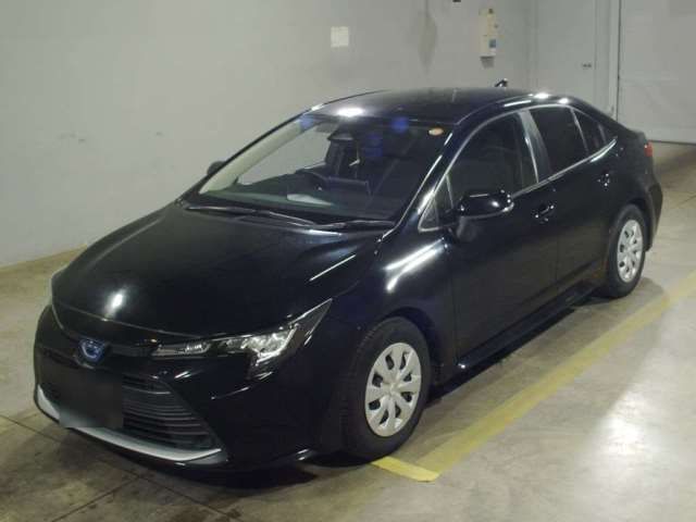 2023 Toyota Corolla Hybrid G 4WD Sedan for sale, Japanese used car export - photo 1 of 10 | GULJI TRADERS