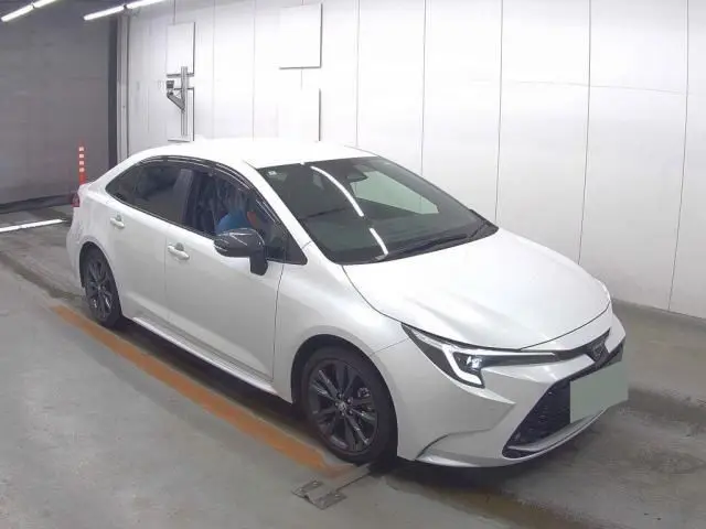 2024 Toyota Corolla W x B Pearl Sedan for sale, Japanese used car export | GULJI TRADERS