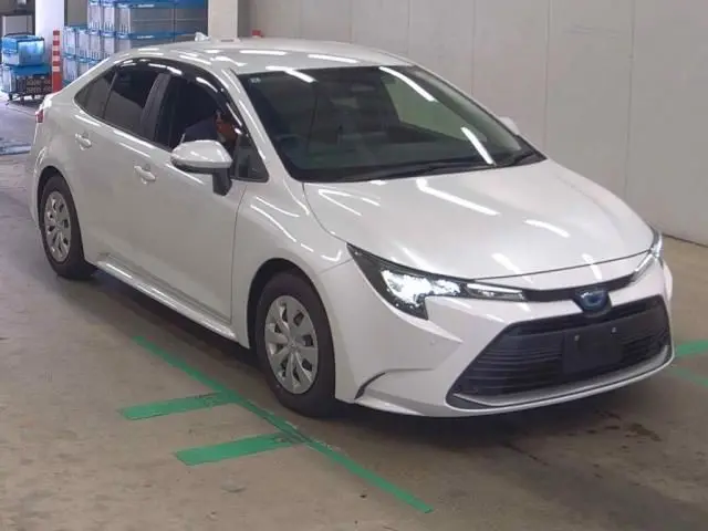 2025 Toyota Corolla Hybrid G Pearl Sedan for sale, Japanese used car export | GULJI TRADERS