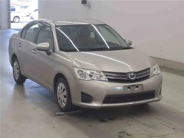 2014 Toyota Corolla Axio 1.5G ★ F5 Speed Brown Sedan for sale, Japanese used car export - photo 1 of 14 | GULJI TRADERS