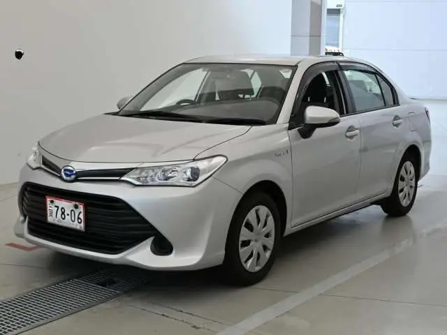 2015 Toyota Corolla Axio hybrid - photo 1 2015 Toyota Corolla Axio hybrid Silver Sedan for sale, Japanese used car export - photo 1 of 12 | GULJI TRADERS