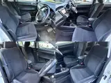 2015 Toyota Corolla Axio Hybrid G Pearl Sedan for sale, Japanese used car export - photo 7 of 9 | GULJI TRADERS