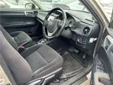 2017 Toyota Corolla Axio 1.5G 4WD ★ Cold weather specifications Silver Sedan for sale, Japanese used car export - photo 6 of 12 | GULJI TRADERS